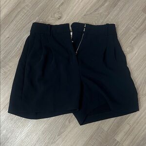 Aritzia NAVY BLUE High-Waist Pleated Tailored Shorts THE EFFORTLESS